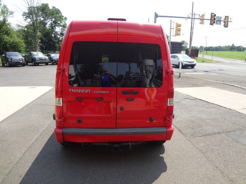 Used 2010 Ford Transit Connect XLT FWD image 4