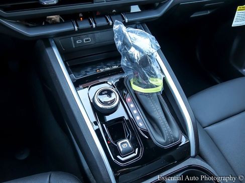 New 2026 Chevrolet Colorado Trail Boss AWD/4WD image 22