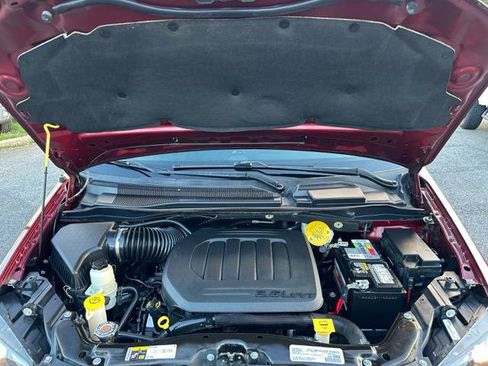 Used 2019 Dodge Grand Caravan SE FWD image 27