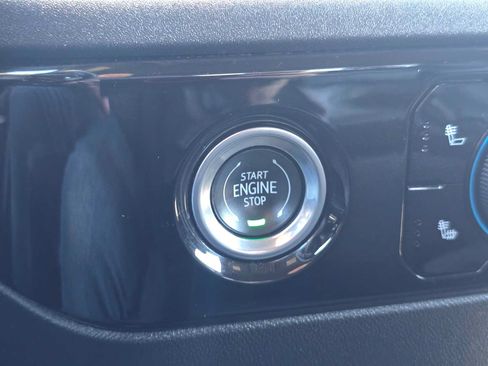 Used 2024 Chevrolet Silverado 1500 RST AWD/4WD image 28