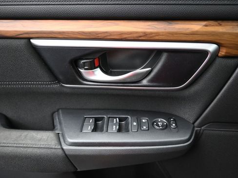 Used 2019 Honda CR-V EX image 16