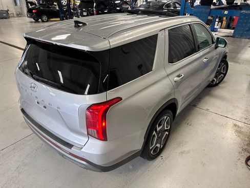 Used 2023 Hyundai Palisade SEL w/ Premium Package AWD/4WD image 16