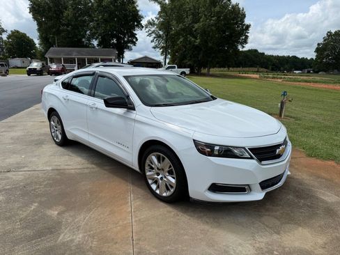 Used 2018 Chevrolet Impala LS FWD image 5