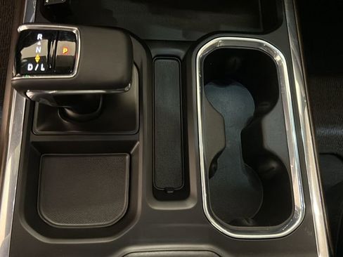 Used 2024 Chevrolet Silverado 1500 High Country w/ Z71 Off-Road Package image 25