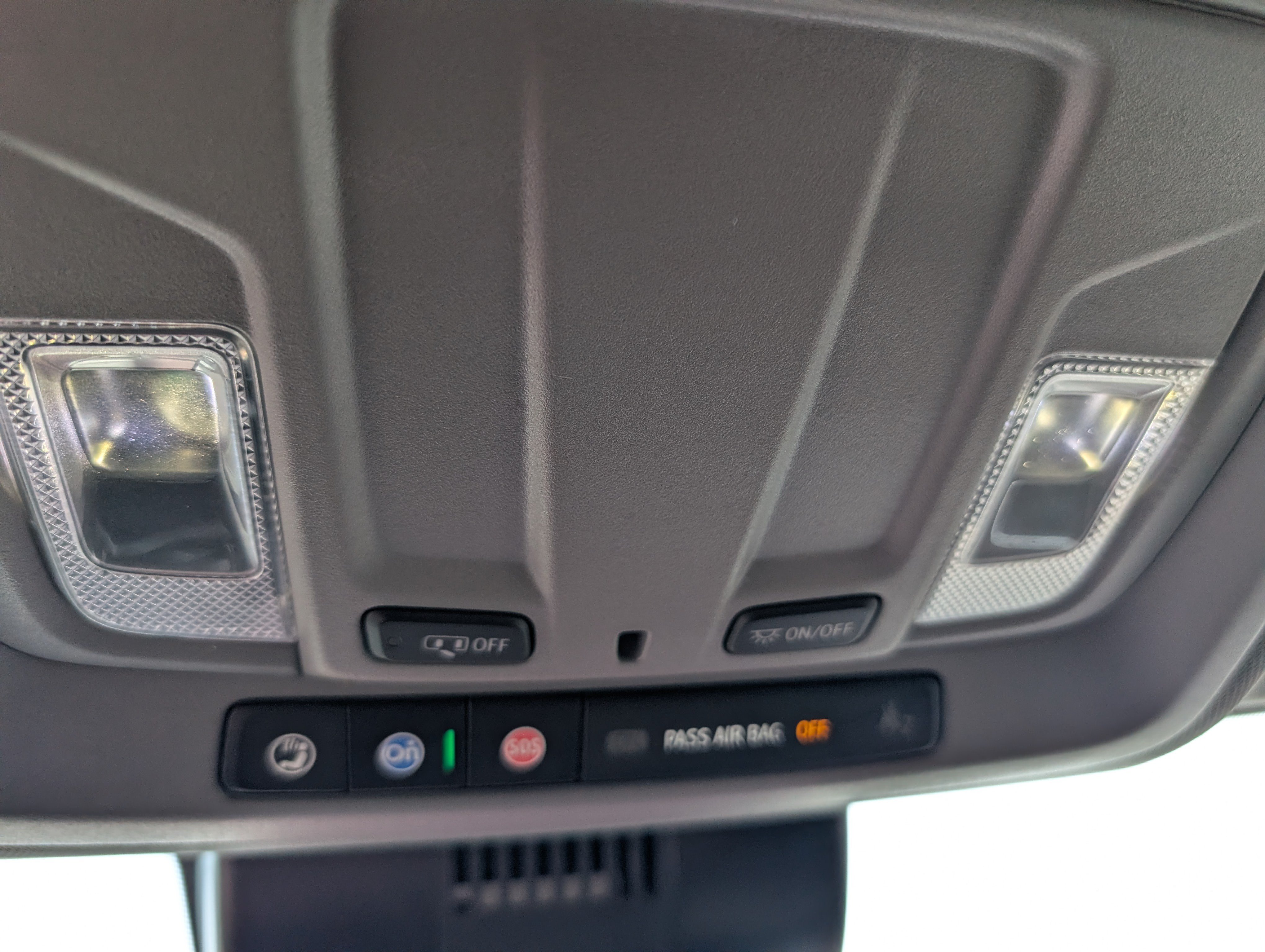 Used 2025 GMC Sierra 1500 SLT AWD/4WD image 24