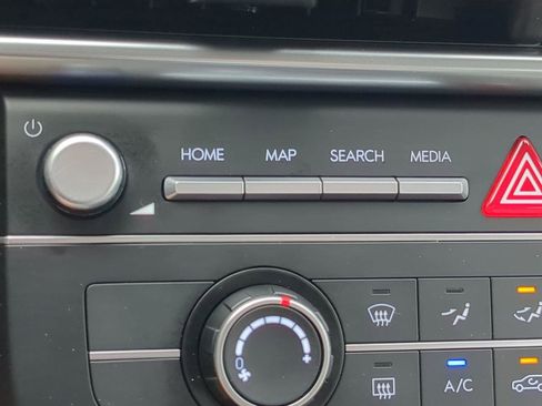 Certified 2025 Hyundai Tucson SE image 20