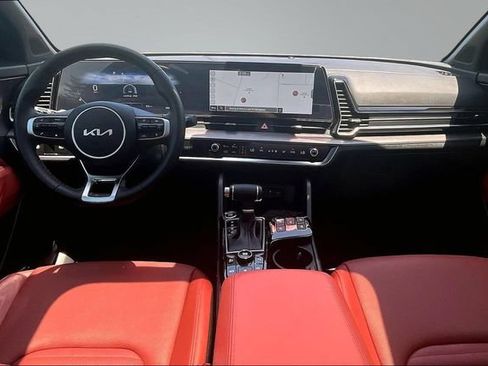 Certified 2025 Kia Sportage SX FWD image 7