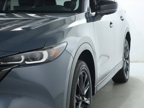 Used 2023 MAZDA CX-5 Carbon Edition image 4