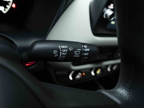 Certified 2026 Honda HR-V LX image 24
