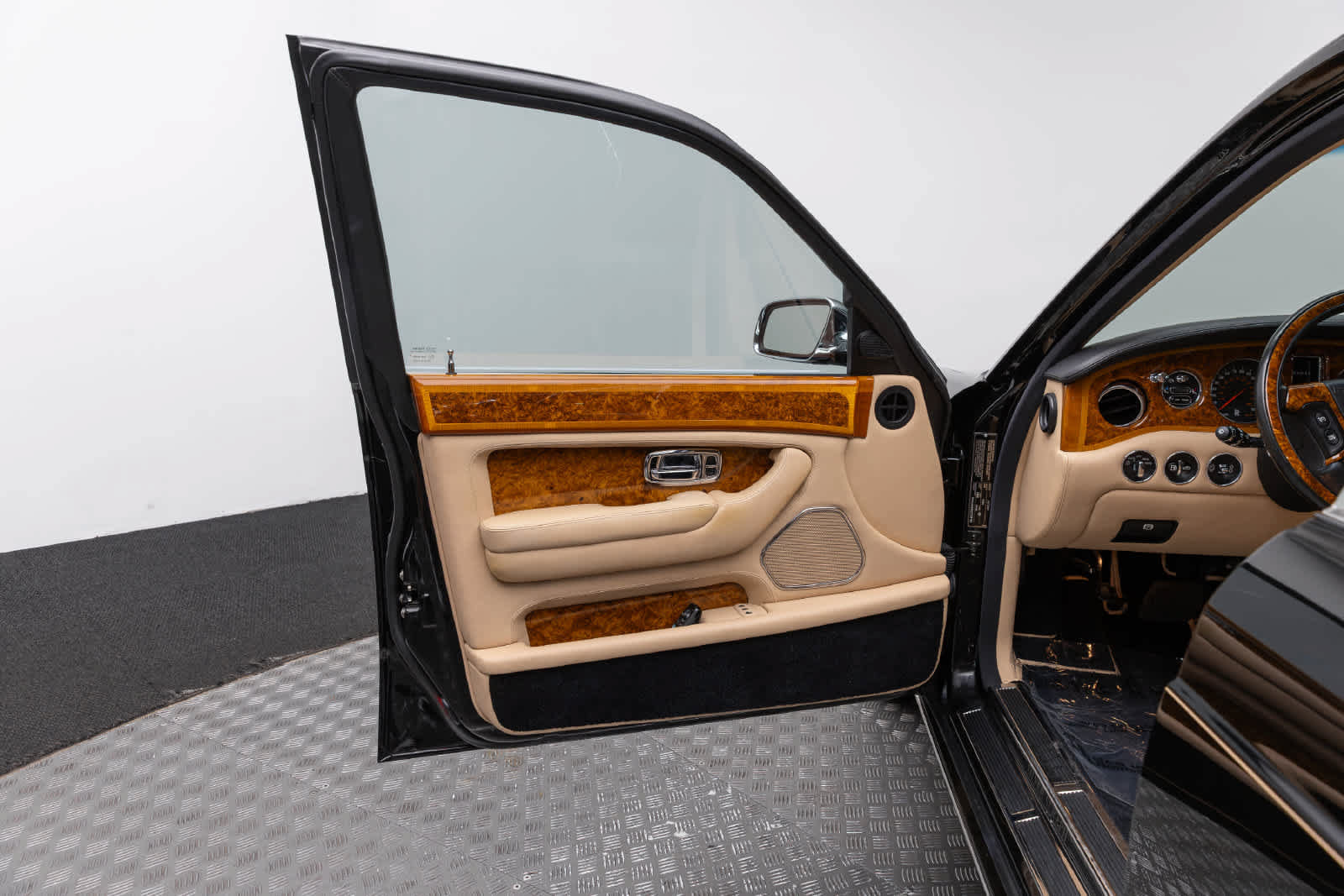 Used 2002 Rolls-Royce Silver Seraph RWD image 22