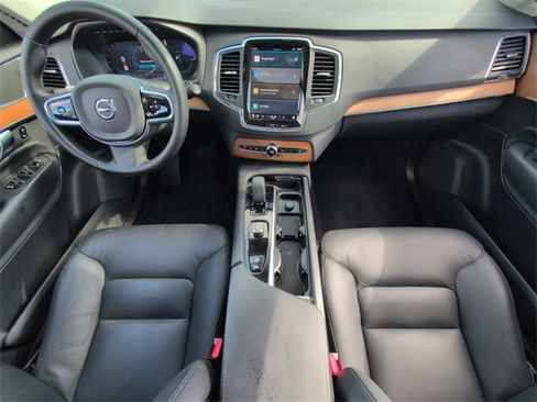 Certified 2025 Volvo XC90 T8 Core w/ Protection Package image 9