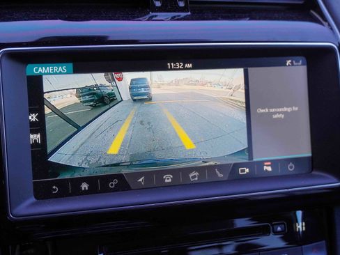 Used 2020 Jaguar F-PACE Checkered Flag image 26