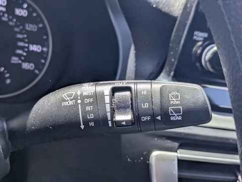 Used 2023 Kia Seltos LX image 25