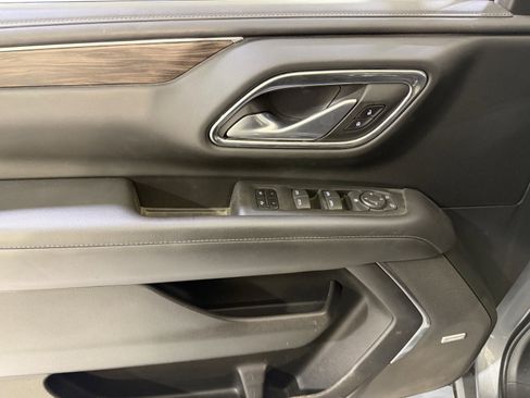 Used 2022 Chevrolet Tahoe Z71 AWD/4WD image 14