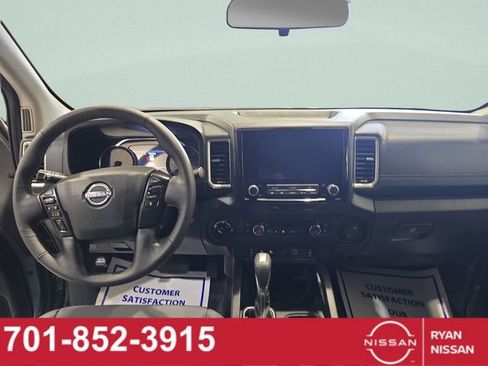 Certified 2023 Nissan Frontier SV w/ SV Convenience Package AWD/4WD image 10