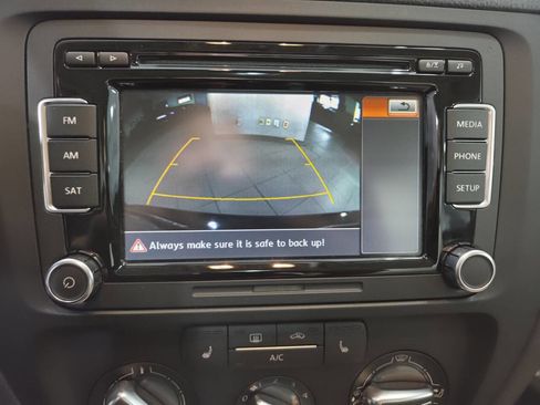 Used 2014 Volkswagen Jetta TDI FWD image 34