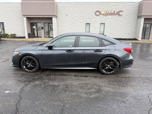 Used 2024 Honda Civic Sport image 9