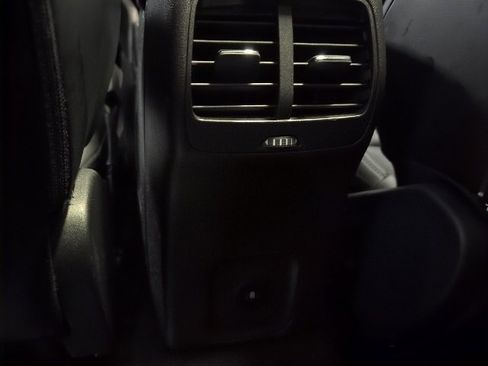 Certified 2024 Ford Escape Platinum image 28