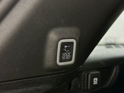 Used 2023 Jeep Grand Cherokee Altitude image 30