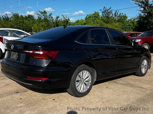 Used 2019 Volkswagen Jetta FWD image 6
