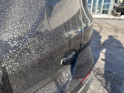 Used 2022 Chevrolet Equinox LS w/ LS Convenience Package image 5