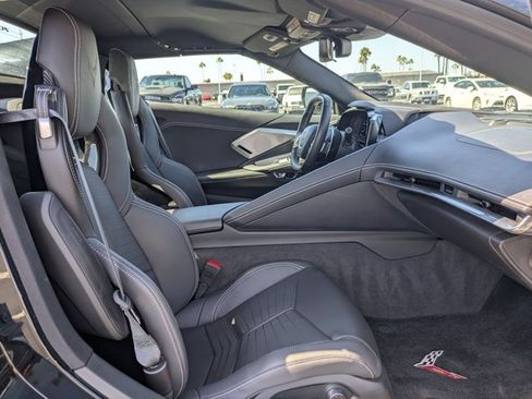 Used 2023 Chevrolet Corvette Stingray Preferred Conv w/ Z51 Performance Package RWD image 19