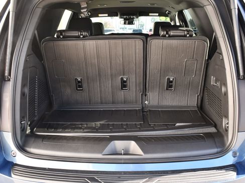 New 2026 GMC Yukon Elevation image 9