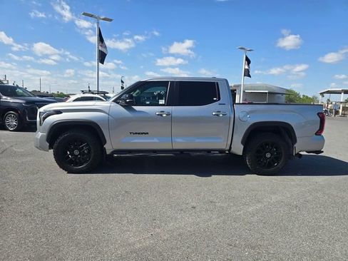 Used 2024 Toyota Tundra Limited image 8