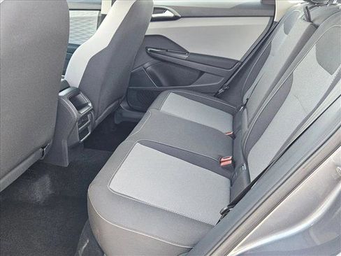 Used 2023 Volkswagen Taos S image 17