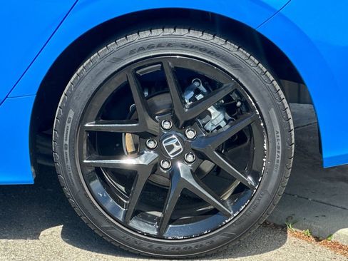 Used 2025 Honda Civic Sport image 25