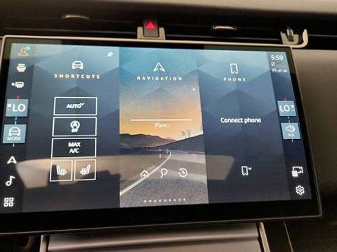 Used 2025 Land Rover Range Rover Evoque S AWD/4WD image 59
