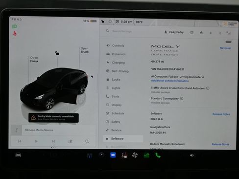 Used 2023 Tesla Model Y Long Range AWD/4WD image 29