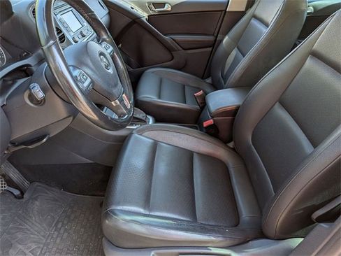 Used 2014 Volkswagen Tiguan SEL image 12