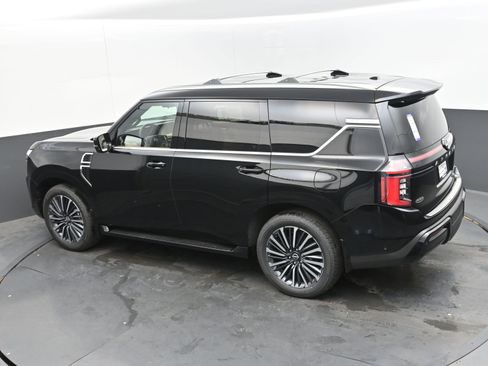 New 2025 Nissan Armada Platinum Reserve image 36