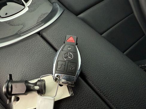 Used 2018 Mercedes-Benz GLC 300 image 42