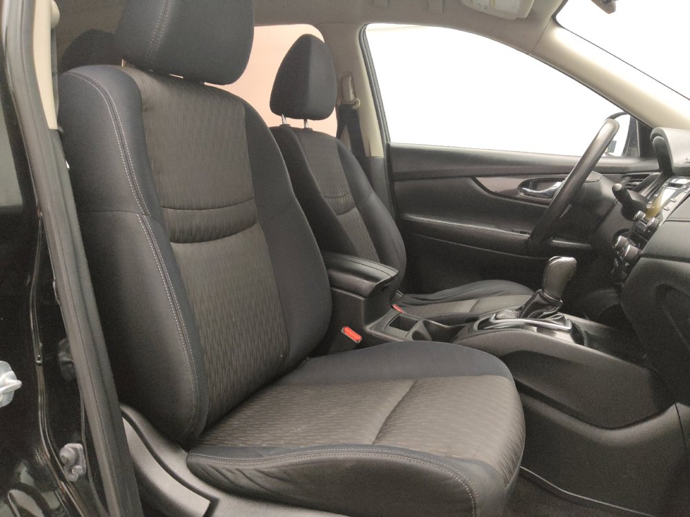 Used 2017 Nissan Rogue S FWD image 21