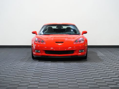 Used 2013 Chevrolet Corvette Z06 w/ 2LZ Preferred Equipment Group RWD image 4