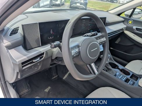 Certified 2025 Hyundai Sonata SE FWD image 13