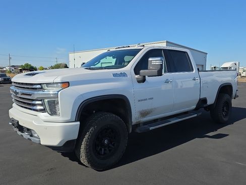 Used 2022 Chevrolet Silverado 3500 High Country w/ Z71 Off-Road Package AWD/4WD image 3