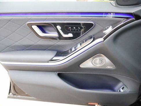 New 2026 Mercedes-Benz S 580 4MATIC Sedan image 37