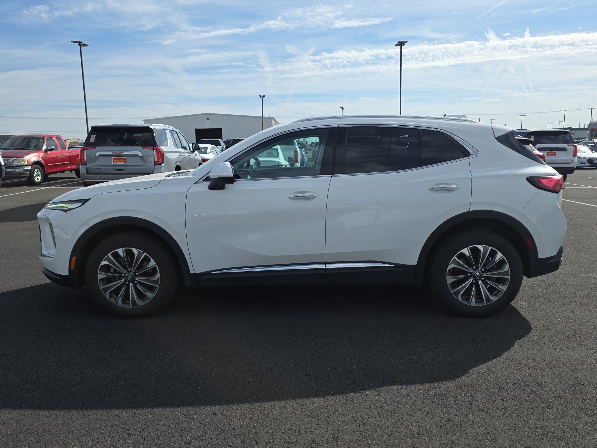 Used 2024 Buick Envision Preferred AWD/4WD image 4