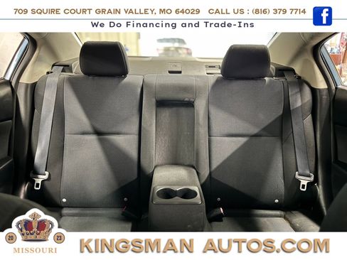 Used 2010 MAZDA MAZDA3 i Touring FWD image 18