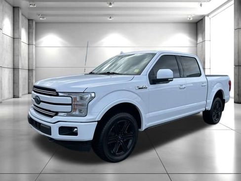 Used 2018 Ford F150 Lariat w/ Equipment Group 502A Luxury AWD/4WD image 4