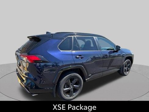Used 2020 Toyota RAV4 XSE w/ XSE Grade Weather Package AWD/4WD image 9