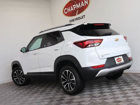 Certified 2025 Chevrolet TrailBlazer LT AWD/4WD image 4
