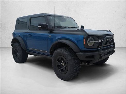 Used 2021 Ford Bronco First Edition AWD/4WD image 3