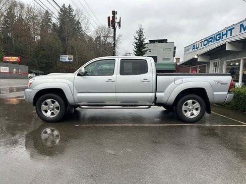 Used 2007 Toyota Tacoma PreRunner image 3