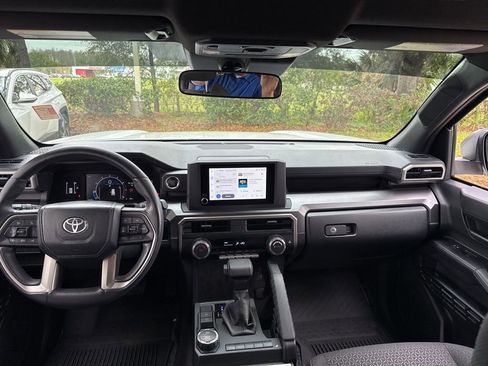 Used 2025 Toyota 4Runner SR5 image 12