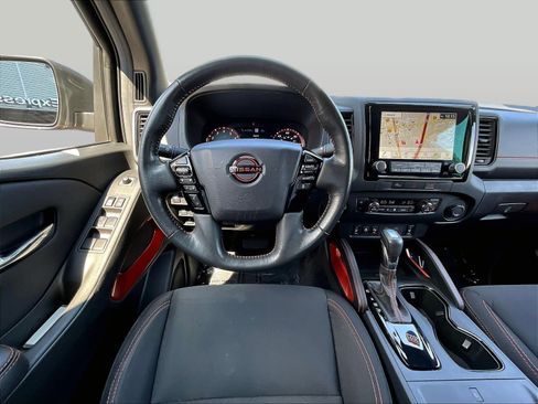 Certified 2023 Nissan Frontier PRO-4X w/ Pro Convenience Package AWD/4WD image 11
