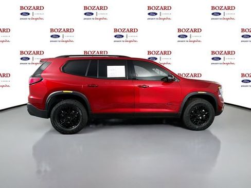 Used 2024 GMC Acadia AT4 w/ Luxury Package image 9